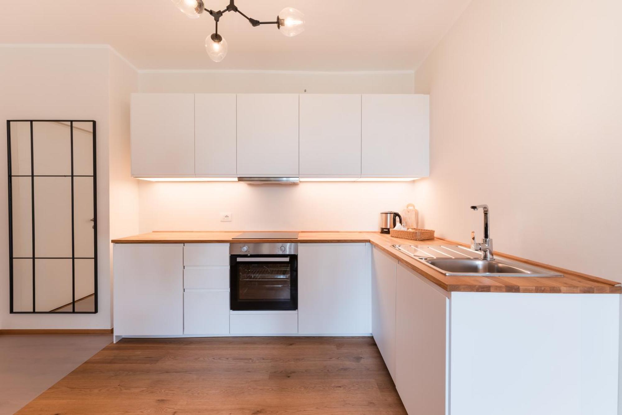 Promenaden Lounge Apartment Merano Bagian luar foto